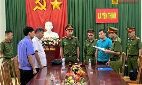 Bắt kế toán UBND xã mua bán hóa đơn khống