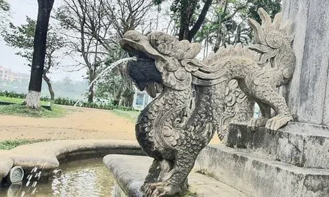 Đầu năm Thìn, ngắm tượng rồng phun nước "độc nhất vô nhị" ở Huế