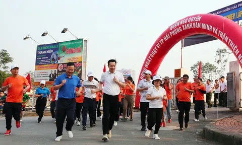 Hơn 10.000 người chạy vì Hải Phòng xanh, văn minh và thân thiện