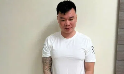 Bắt "Thu vệ sĩ" cùng 6 đối tượng buôn bán 200 bình khí cười cho dân chơi