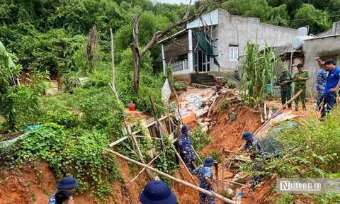Lâm Đồng: Mưa lớn và lốc xoáy gây hố sụt sâu 3,5m, nguy hiểm cho nhiều hộ dân