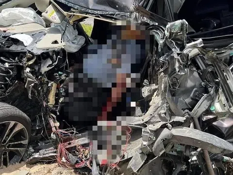 Hiện trường vụ tai nạn thảm khốc khiến 5 người thương vong