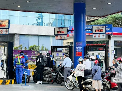 Các "ông lớn" xăng dầu có thực sự càng làm càng lỗ?