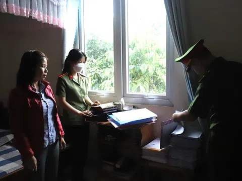 Bắt nữ cán bộ địa chính chiếm đoạt 1,3 tỷ đồng