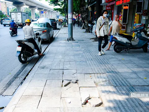 Hà Nội: Vì sao “điệp khúc” cuối năm lại xới tung vỉa hè?