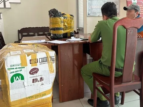 Công an vào cuộc vụ một tiểu thương bị lừa khi mua hàng Online