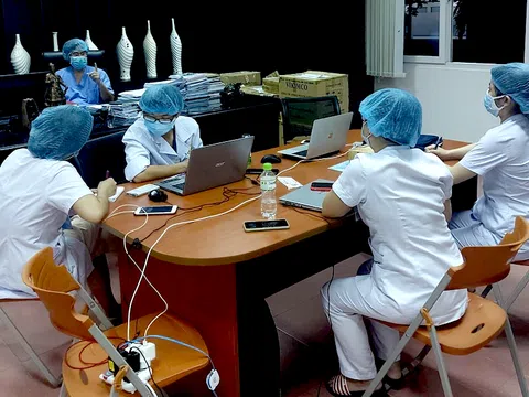 Tâm sự các “chiến binh áo trắng” bệnh viện C Đà Nẵng trước giây phút hết phong toả