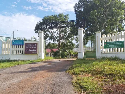 Bất ngờ phó chủ tịch xã 40 tuổi đi thi tốt nghiệp THPT 2020