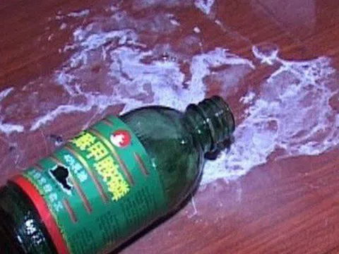 Long An: Đầu độc con bằng thuốc sâu, án tù cho "hổ dữ ăn thịt con"