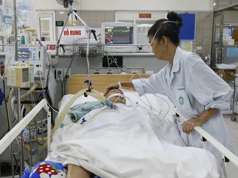 Bệnh viện Bạch Mai ghi nhận thêm bệnh nhân ngộ độc do ăn Pate Minh Chay