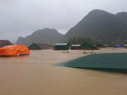 Quảng Bình: Phạt hành chính 2 người đăng tin sai sự thật về mưa lũ