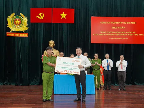 TẬP ĐOÀN HƯNG THỊNH TRAO TẶNG GÓI TRANG THIẾT BỊ PCCC VÀ CỨU NẠN, CỨU HỘ TRỊ GIÁ 22,1 TỶ ĐỒNG CHO CÔNG AN TP.HCM