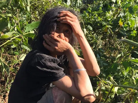 Vụ sạt lở ở Trà Leng: Con học nội trú về tìm mẹ cha chỉ còn là nấm mồ