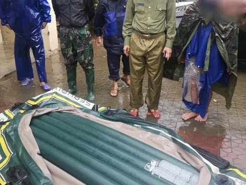 Kẻ chém thủng thuyền cứu hộ vì không mượn được có thể bị phạt tù