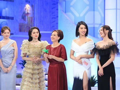 Hari Won trăn trở vì tính thẳng thắn, Thúy Ngân tự nhận mình "yếu kém hơn các chị"