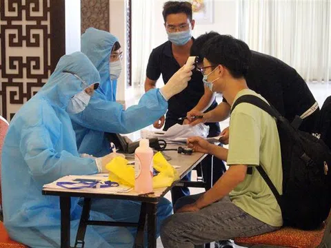 Lý giải việc du học sinh tái dương tính Covid-19 rồi lại âm tính ngay