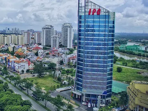 Khởi tố nguyên Phó Chánh văn phòng Thành ủy TP.HCM và 12 bị can