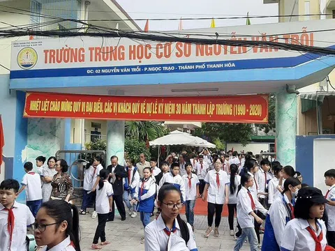 Kỷ luật nhóm nữ sinh ở Thanh Hóa đánh hội động bạn gây xôn xao dư luận