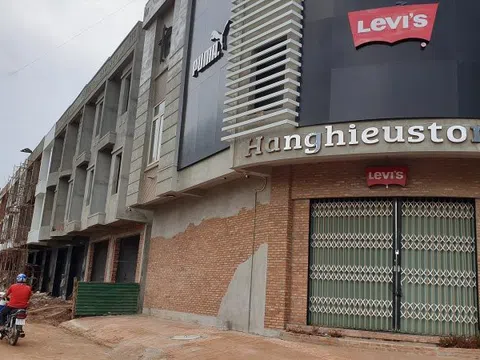 Chủ tịch Đắk Lắk chỉ đạo "nóng" vụ xẻ 'đất vàng' làm nhà trái phép