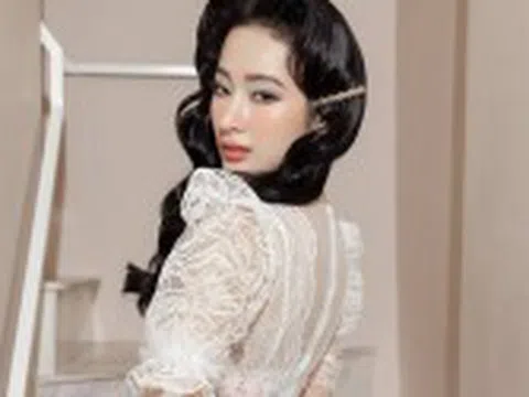 Angela Phương Trinh hóa quý cô đài các, “đốn tim” dân mạng với vẻ đẹp thoát tục trong váy trắng kiêu sa