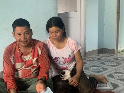 Tết đoàn viên của những người Lào gốc Việt