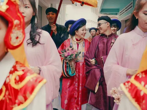 Cô dâu, chú rể mặc cổ phục triều Nguyễn trong ngày cưới gây ấn tượng