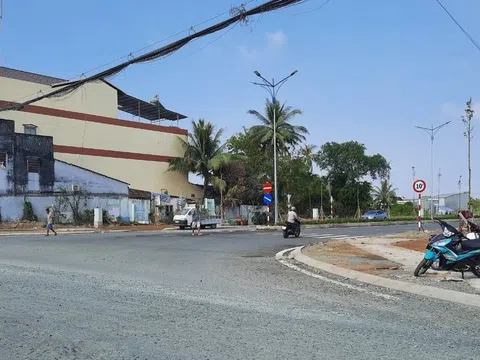 Cà Mau “hỏa tốc” yêu cầu báo cáo việc đấu nối trái phép vào QL1, QL63