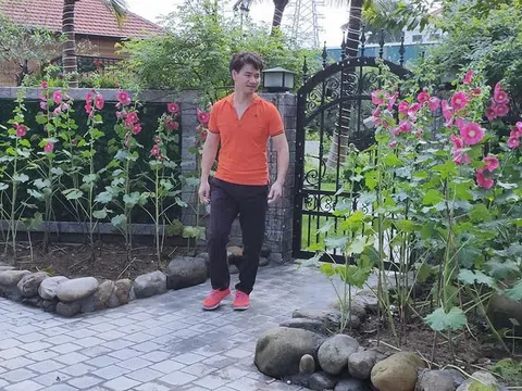 Xuân Bắc thông tin về việc mình chơi hoa lan đột phá hay đột dập