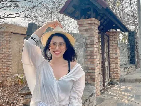 Thúy Ngân thả thính cực “ngọt” fan gọi tên Trương Thế Vinh