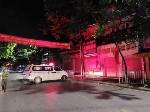 Nhổ bọt, không đeo khẩu trang, cặp vợ chồng nhiễm Covid-19 bị xử phạt