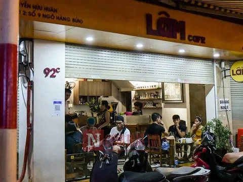 Hà Nội: Hàng loạt quán ăn, uống bất chấp lệnh cấm hoạt động sau 21h