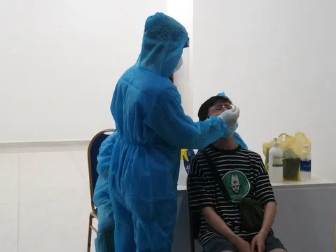 5 nhóm đối tượng nào cần lấy mẫu xét nghiệm Covid-19 ở Bình Dương?