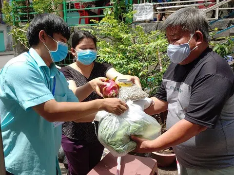 Đàm Vĩnh Hưng nói về hoạt động từ thiện