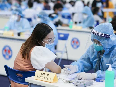 TP.HCM: Sáng 1/8 có thêm 2.027 ca nhiễm Covid-19, đẩy nhanh tiến độ tiêm chủng