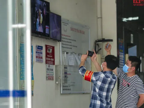 Hà Nội: Trích xuất camera truy vết người liên quan đến ca nghi mắc Covid-19 ở Linh Đàm