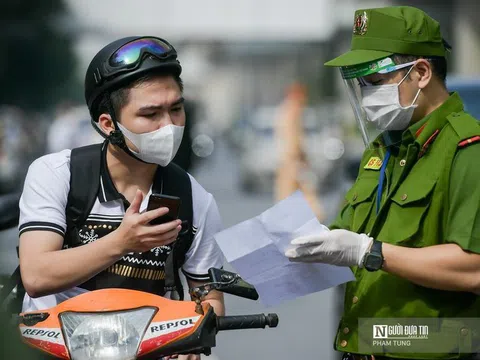 Hà Nội: Tổ công tác liên ngành xử lý nhiều trường hợp ra đường không lý do