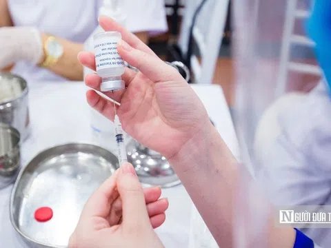 Tiêm nhầm vắc-xin Covid cho 18 trẻ, Bộ Y tế chỉ đạo khẩn