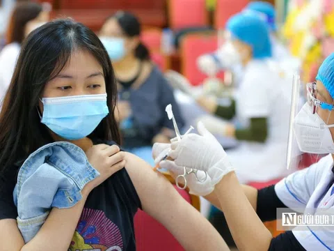 Bộ Y tế lý giải việc tăng hạn dùng 2 lô vắc-xin Pfizer