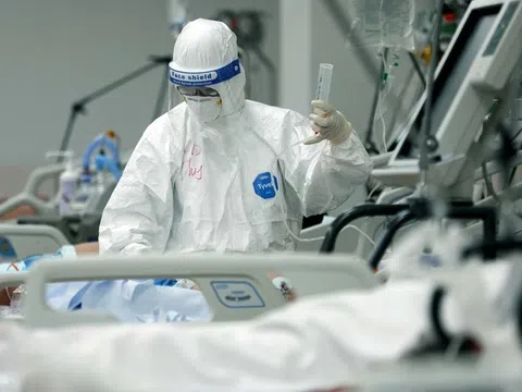 Hà Nội yêu cầu các bệnh viện sẵn sàng 2 tầng để điều trị Covid-19