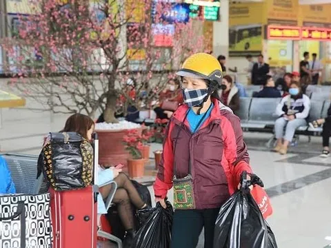 Vận động người dân không về quê ăn Tết: Có hợp về tình, thuận về lý?