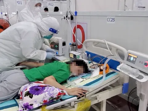 Giành sự sống cho người nhiễm Covid-19: Cuộc “chạy đua” giữa lằn ranh sinh tử