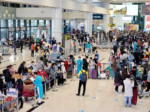 Tăng hơn 250 chuyến bay đến Tân Sơn Nhất sau Tết