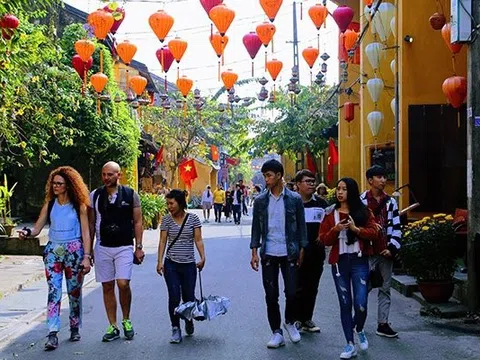 Thủ tướng yêu cầu Bộ VH,TT&DL công bố lộ trình mở cửa lại du lịch