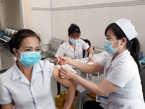 Tp.HCM: Hơn 13.000 người tiêm vắc-xin phòng Covid-19 trong dịp Tết Nguyên đán 2022