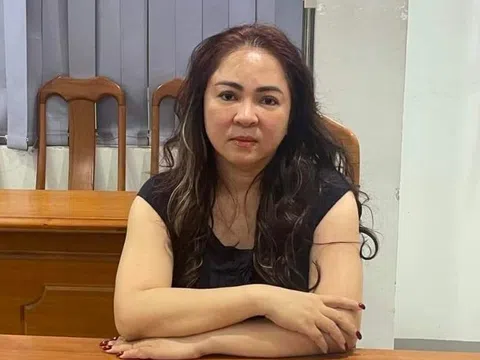 Phong tỏa, khám xét nhà riêng bà Nguyễn Phương Hằng