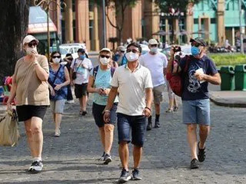 Từ ngày mai 5/8, TP.HCM phạt người không đeo khẩu trang nơi công cộng
