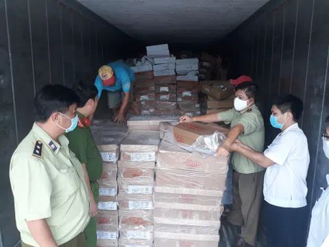 Phát hiện 19 tấn thịt đông lạnh quá hạn sử dụng chuẩn bị tuồn ra thị trường