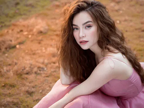 Hồ Ngọc Hà bất ngờ gửi lời nhắn nhủ tới Âu Hà My trong khi livestream