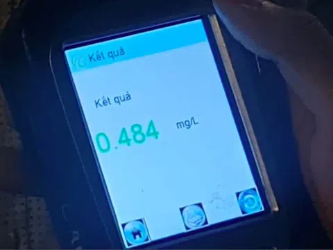 Tài xế điều khiển “Xe được phép ra vào Tỉnh ủy” vi phạm nồng độ cồn