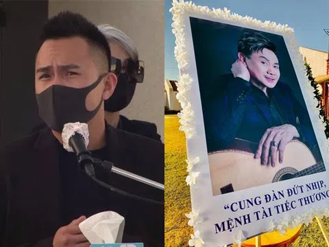 Nghẹn lòng câu nói của con trai Hoài Linh với NS Chí Tài trong tang lễ